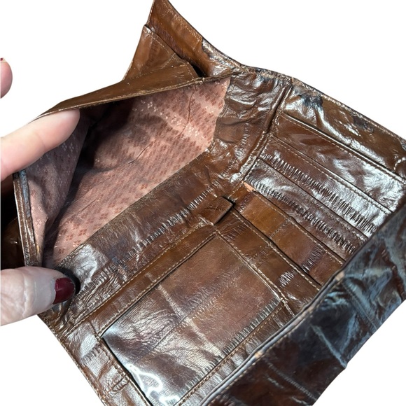 Eel Skin Chocolate Brown Wallet - Vintage - Picture 7 of 9